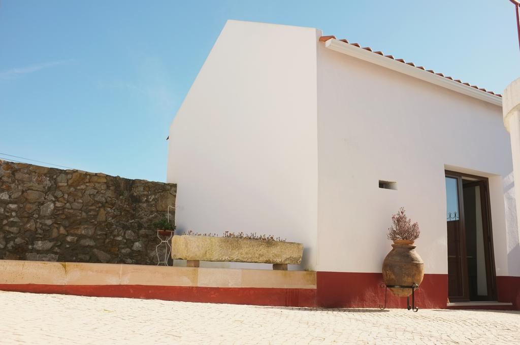 Вилла Casas Do Barrio Алкобаса Экстерьер фото