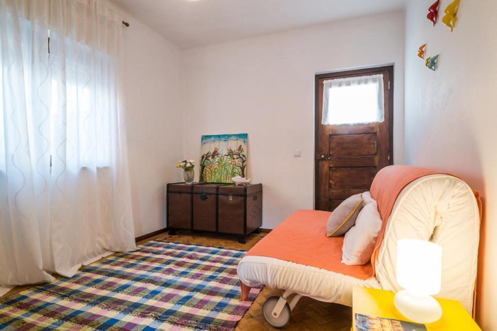 Вилла Casas Do Barrio Алкобаса Экстерьер фото