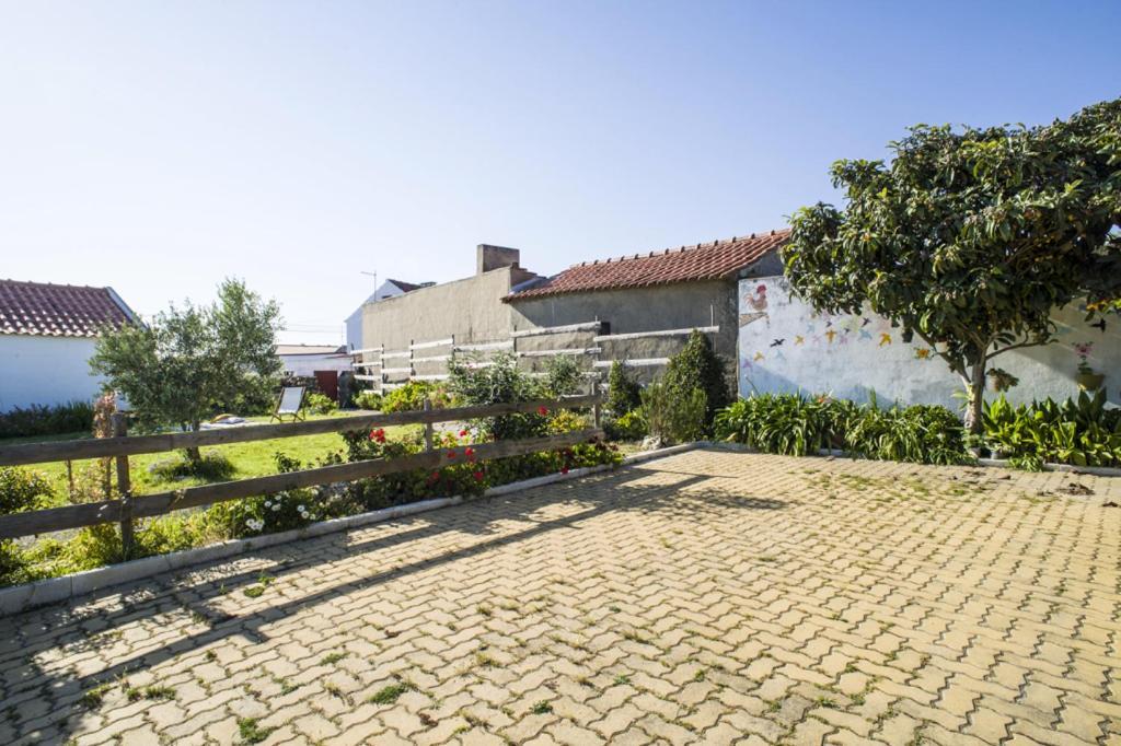 Вилла Casas Do Barrio Алкобаса Экстерьер фото