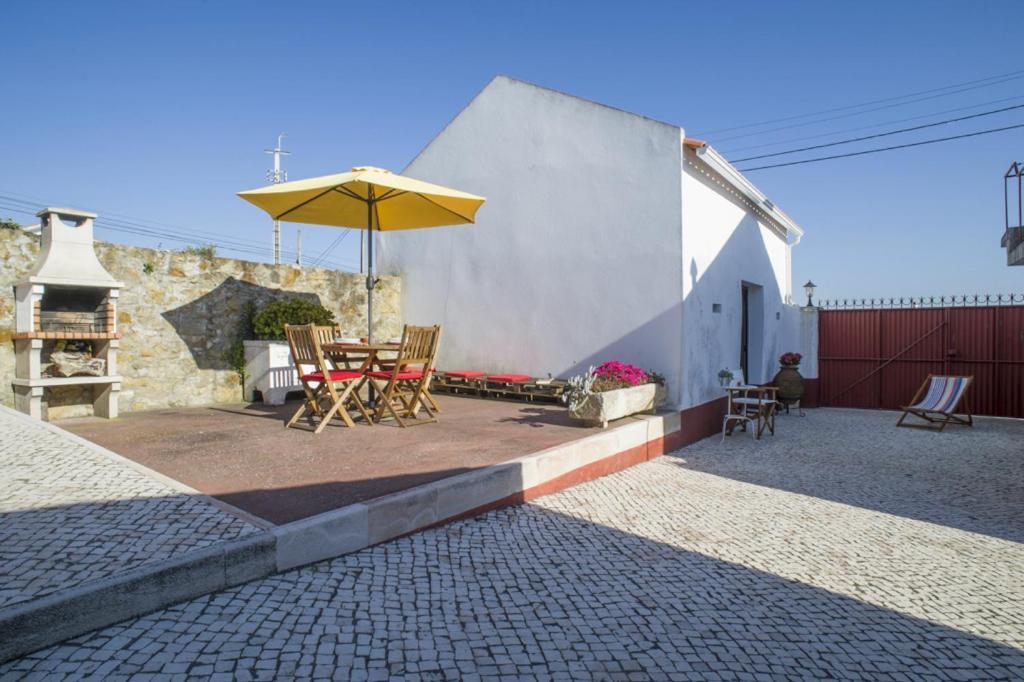 Вилла Casas Do Barrio Алкобаса Экстерьер фото